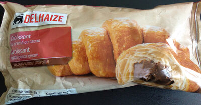 Croissant with cocoa cream